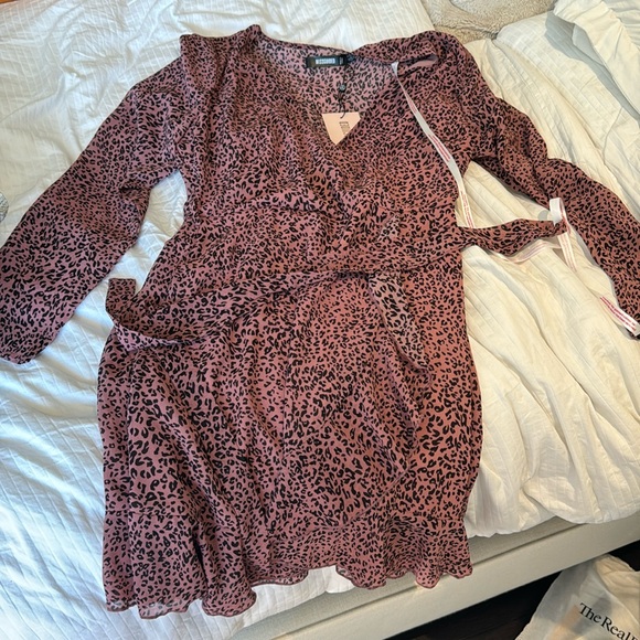 Pink Leopard Wrap Dress Missguided - Picture 1 of 5